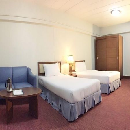 The Canal Hotel Бангкок Экстерьер фото