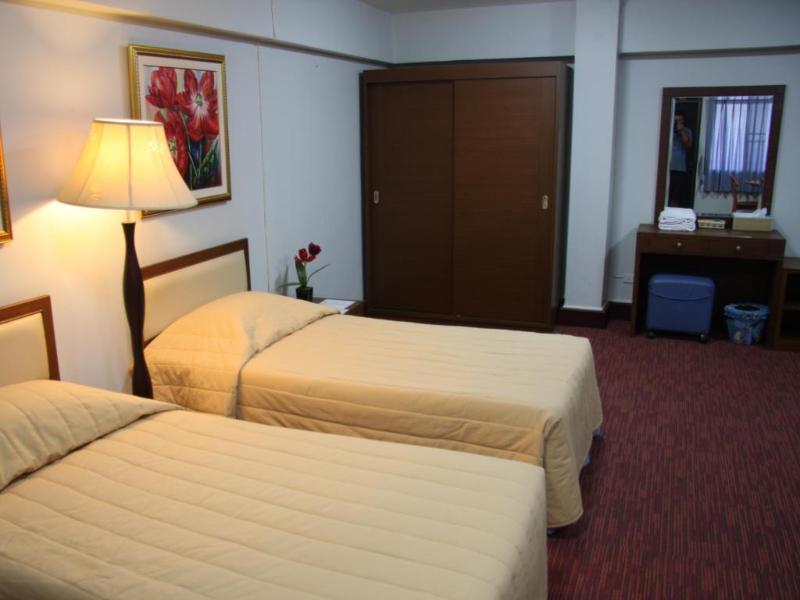 The Canal Hotel Бангкок Экстерьер фото